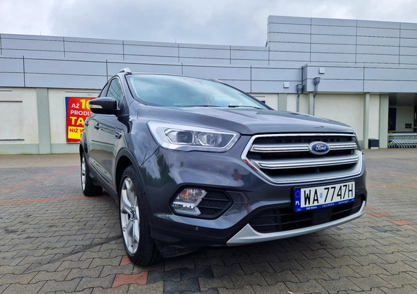 Ford Kuga cena 61900 przebieg: 120000, rok produkcji 2017 z Warszawa małe 211